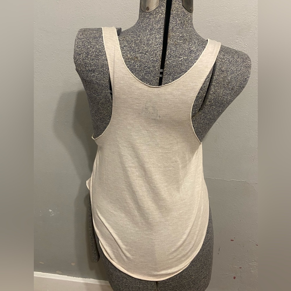 Womens Bear Dance Racer back Tank Top With Arrows Sz Small - Picture 9 of 9